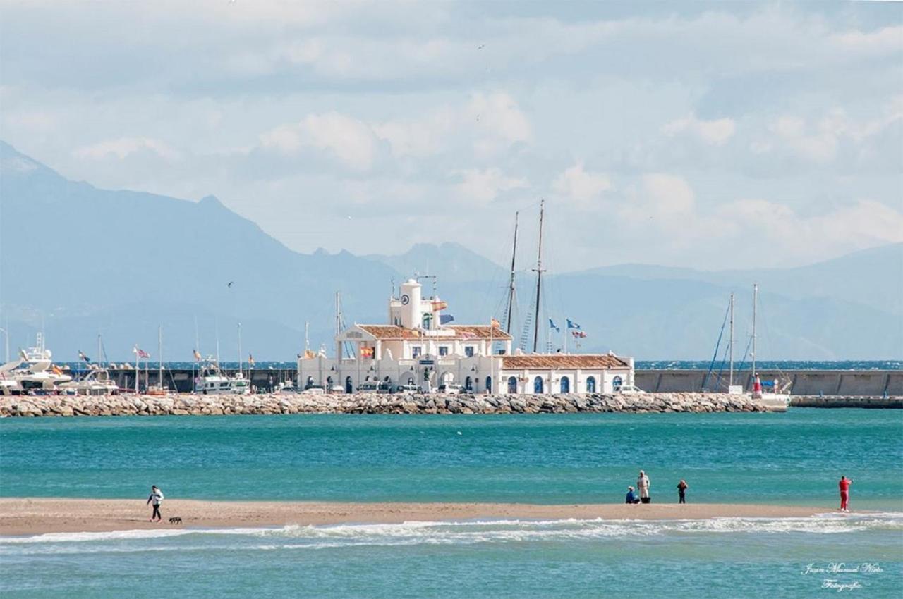 Bed & Breakfast In Villa Eden Palm Benalmadena Luaran gambar