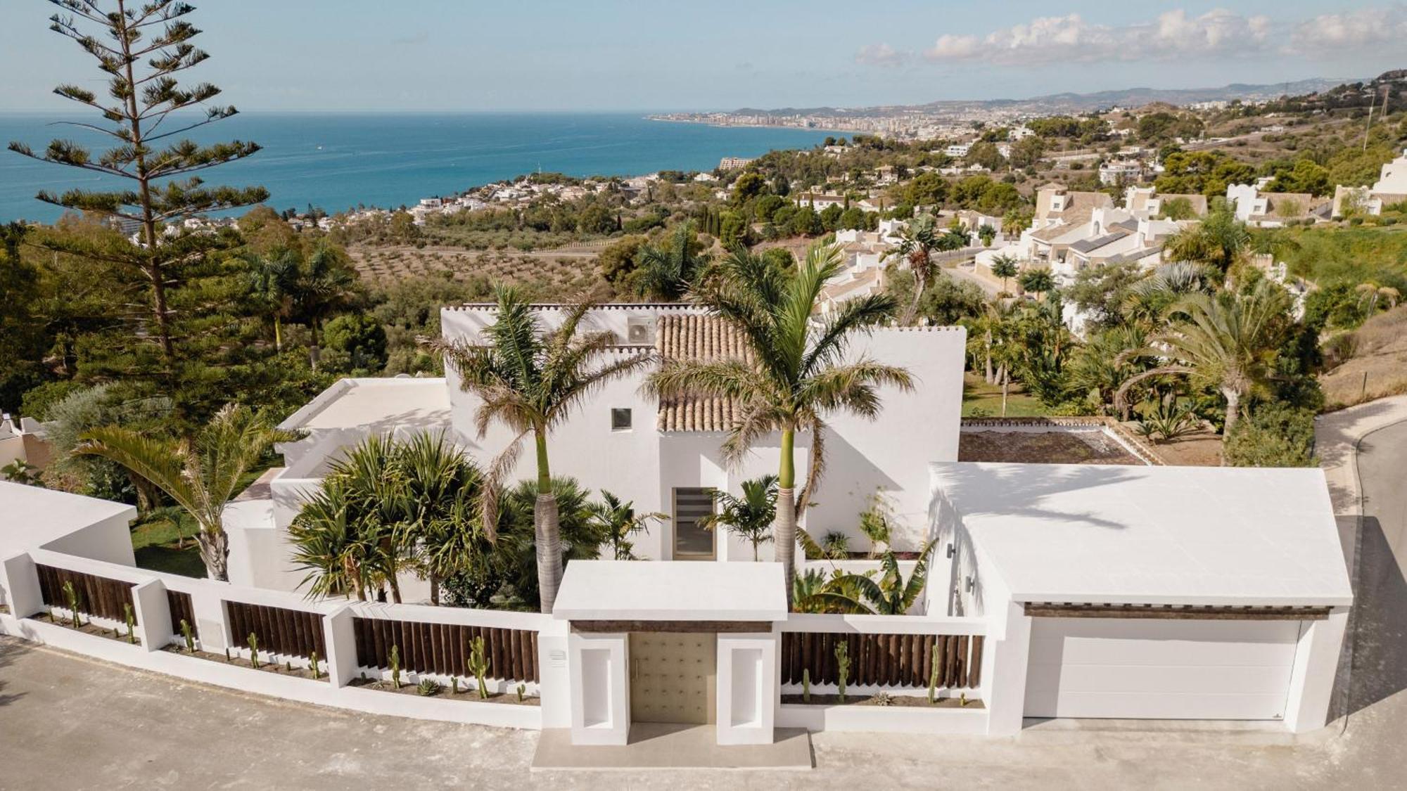 Bed & Breakfast In Villa Eden Palm Benalmadena Luaran gambar