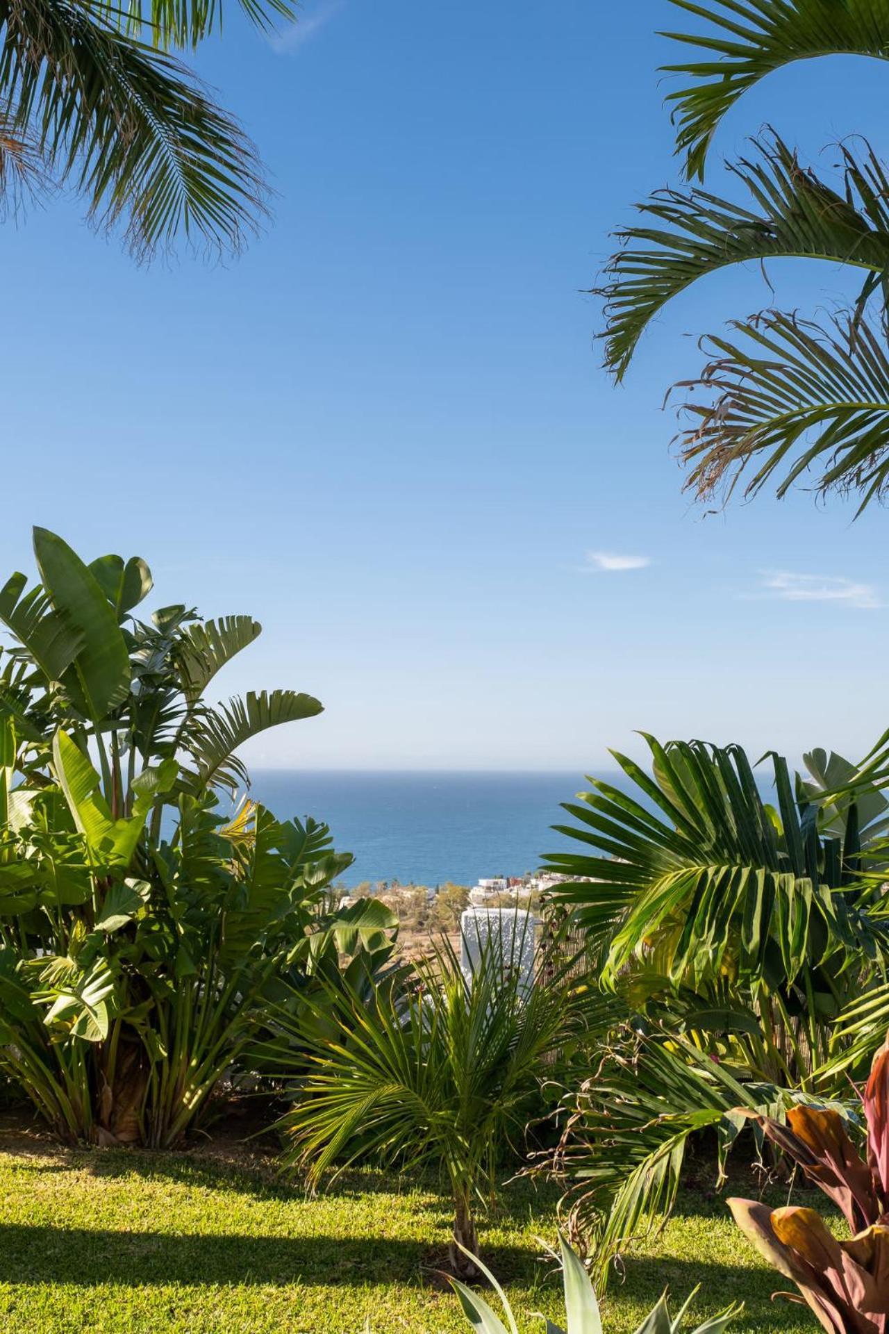 Bed & Breakfast In Villa Eden Palm Benalmadena Luaran gambar